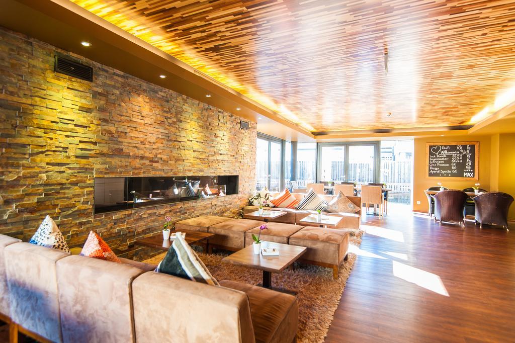 Living Max Hotel Zell am See Kültér fotó
