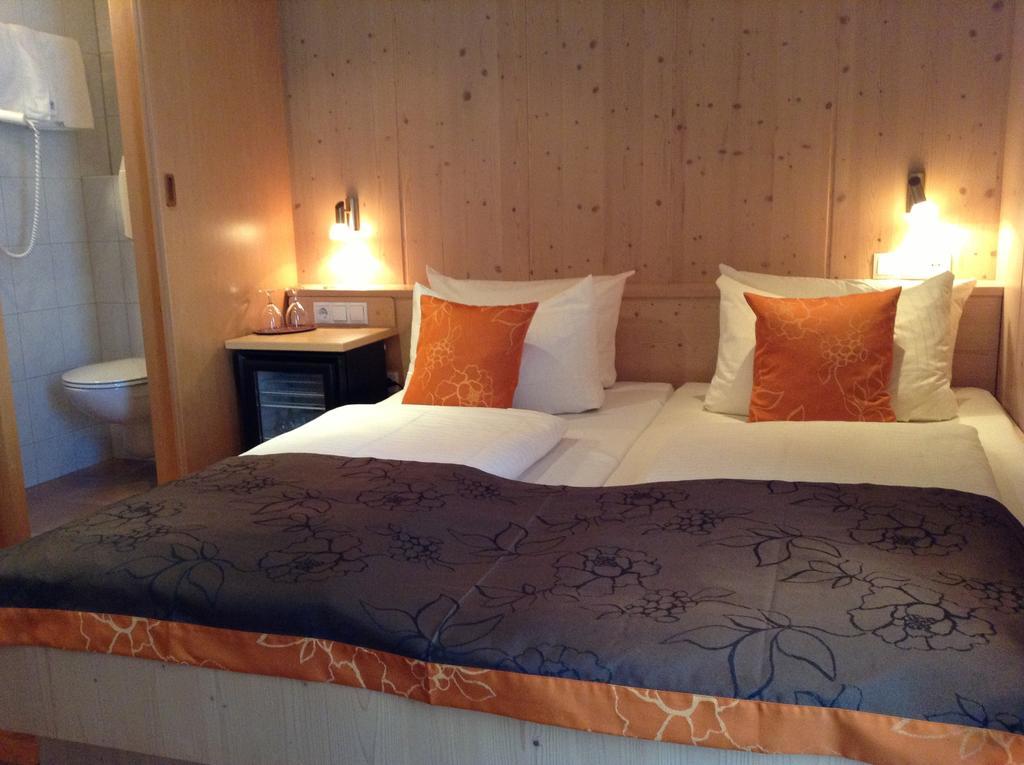 Living Max Hotel Zell am See Kültér fotó